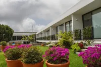 Villa Internacional Hotel & Club - Airport Shuttle