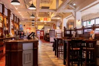 Kingstown Hotel by Greene King Inns - parking