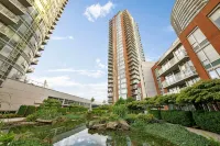 Downtown DT 1‑Bedroom Apartment&Water View - 3-Sterne