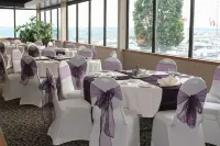 Confederation Place Hotel - Pysäköinti