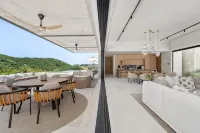 Luxury 5BR Villa with Pool & Hot Tub, Querencia - 精品