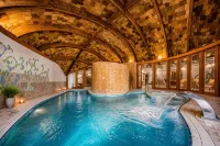 Hotel Piroska - 4-Star