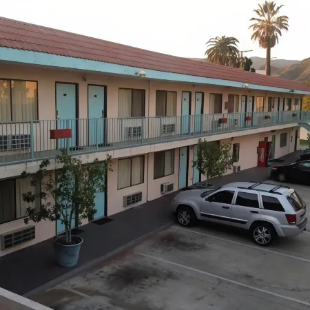 All 8 Motel