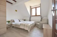 Poduszka Apartamenty Zielony Dom Hotels in Stronie SlAskie