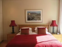 Navona Constantia Guest Cottage Hotels in Constantia