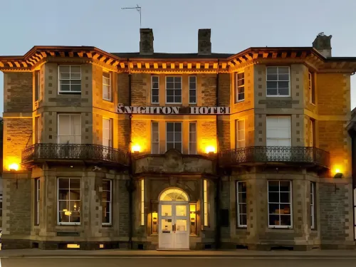 The Knighton Hotel Отели в г. Найтон