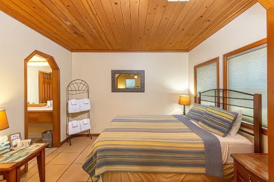 River Rock Inn Hotel di Mariposa