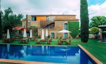 Arcs de Monells - Adults Only
