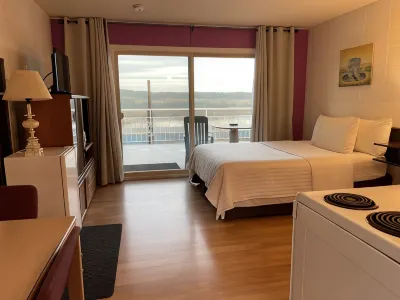 Holiday House Motel Các khách sạn ở Chemainus