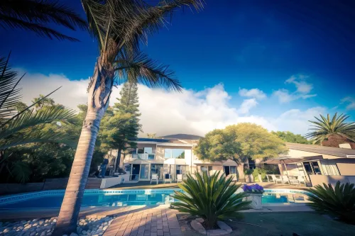 Capo Cabana Guesthouse Hotels in Plattekloof 3