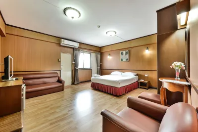 Nice Palace Hotel Hotels in Chatuchak