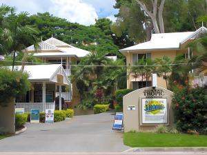 Palm Cove Tropic Apartments