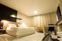 Royal Hotel n' Lounge Hotels in Sumbersari