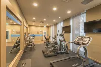 Hampton by Hilton Frankfurt Airport - 3-Star