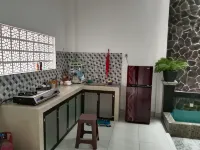 Griya Kulon Yogya Hotel di Moyudan