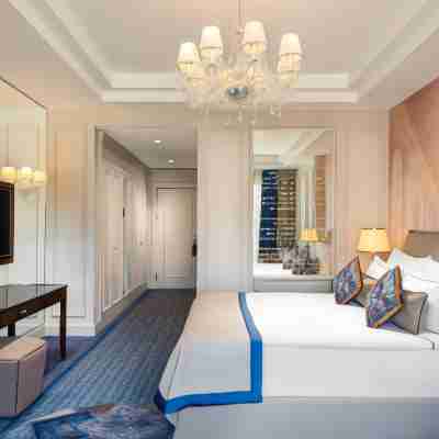 Kaya Palazzo Resort &Casino Rooms
