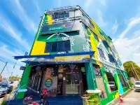 Salaam Suites Hotel Hotels in 