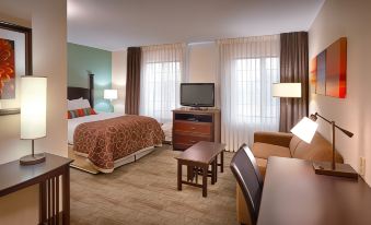 Staybridge Suites Peoria-Downtown