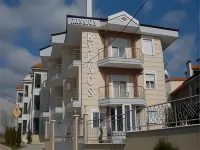 Kyknos de Luxe Suites & Rooms