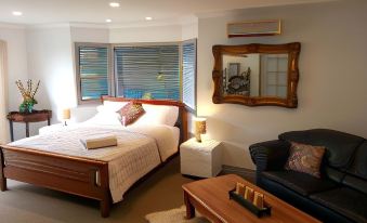 Lush & Co Auckland Bed & Breakfast