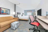 Home2 Suites by Hilton Huntsville Hotels in Huntsville