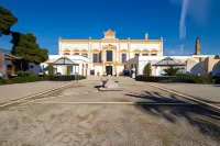 Villa del Gattopardo Suites & Spa Hotel dekat Stazione Centrale - Pensilina Interna