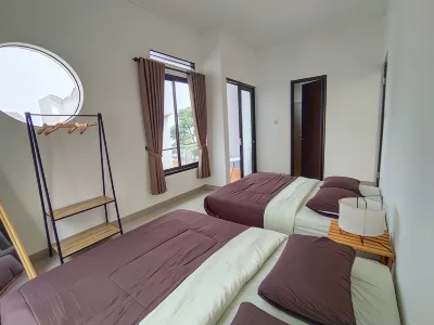 Shida Village Hotels in Cisarua