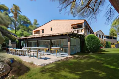 Castel 'Provence Hotels near Eglise St Blaise