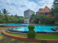 RedDoorz Plus Near Tugu Mercusuar Anyer