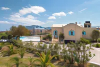 Sienna Eco Resort Hôtels à proximité de : Monolithos Beach
