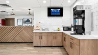 Atria Hotel and RV McGregor