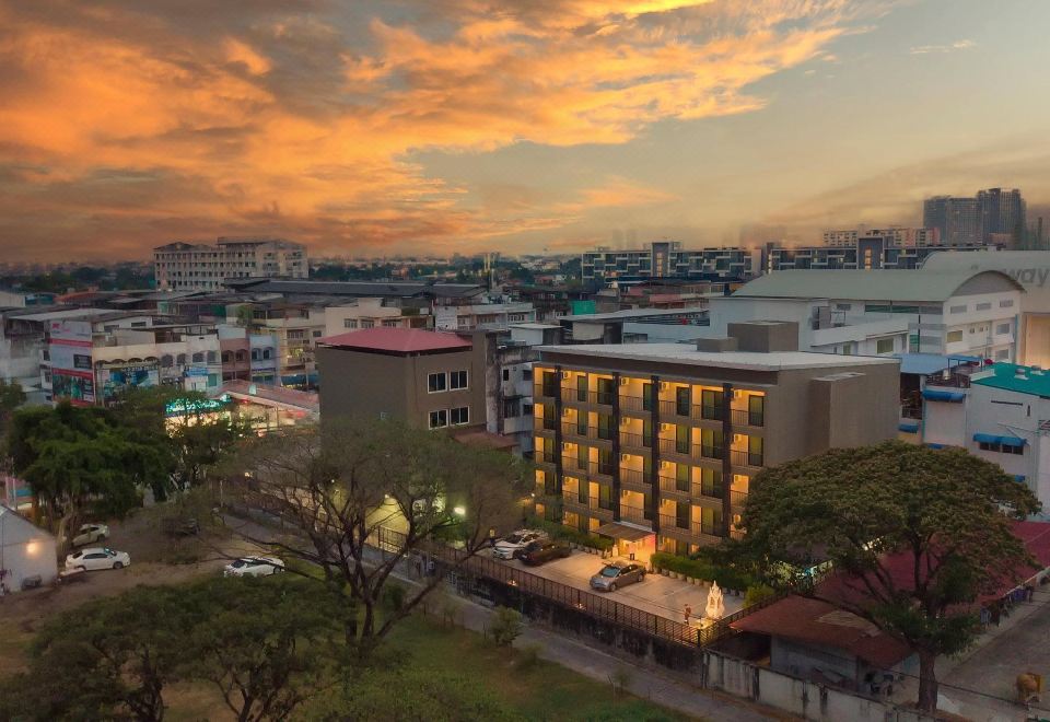 hotel overview picture