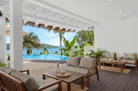 The Bay Seychelles Boutique Hotel and Apartments فنادق في باي لازاري
