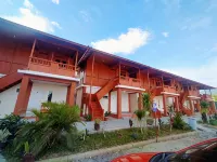 Granada Inn Palu Hotels in 