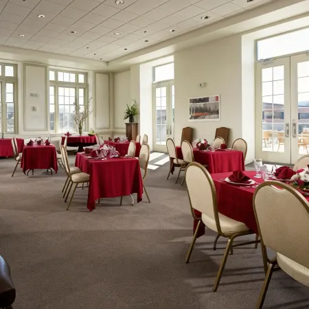 Grand Eastonian Hotel & Suites Easton
