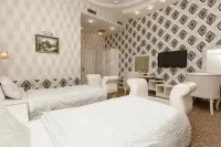Admiral Hotel Отели рядом с достопримечательностью «Olimpik star»