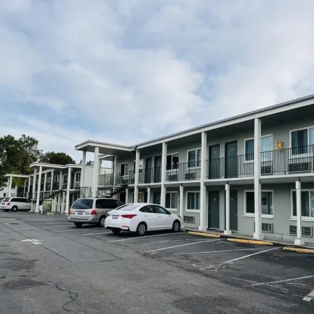 Northwoods Motel