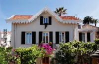 Hotel Chalet de l'Isere Hotels near Museum of the Castre