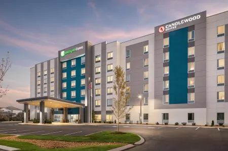 Holiday Inn Express CHATTANOOGA - HAMILTON PLACE by IHG
