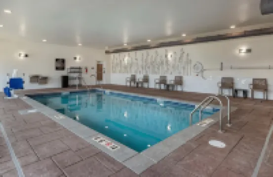 Sleep Inn & Suites Milwaukee/Franklin Hotels in Milwaukee County