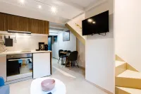 Uncover Kalamata's Hidden Gem - Cosy City Nest