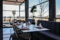 Hotel Frojd - Beach Front Resort