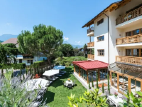 斯皮塔勒酒店 阿皮亞諾蘇拉斯特拉達德爾維諾酒店