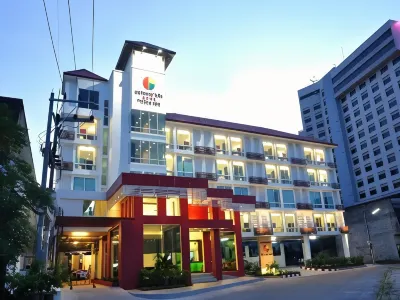 The Color Hotel Hat Yai Hotels near Our Lady of Lourdes Church, Hat Yai (லூர்து அன்னை ஆலயம்)