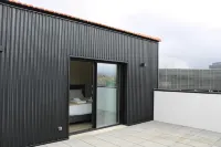 Oporto Station Hostel & Rooms Hotels near FC Porto Museum