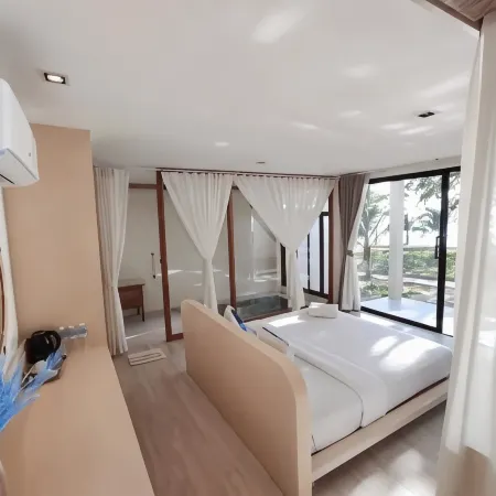 Siam Beach Resort Отели рядом с достопримечательностью «Шесть Кай- Бэй»