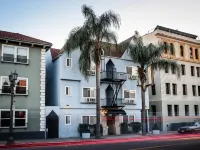 The Hotel Hollywood Hotels near Hollywood & Vine