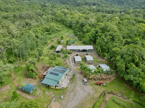 Daintree Peaks Eco Stays Hotels in Diwan