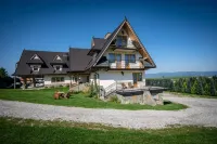 Podhalanski Dworek z Jacuzzi Các khách sạn ở Szaflary