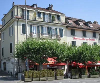 Hostellerie de Genève Các khách sạn gần The Fork